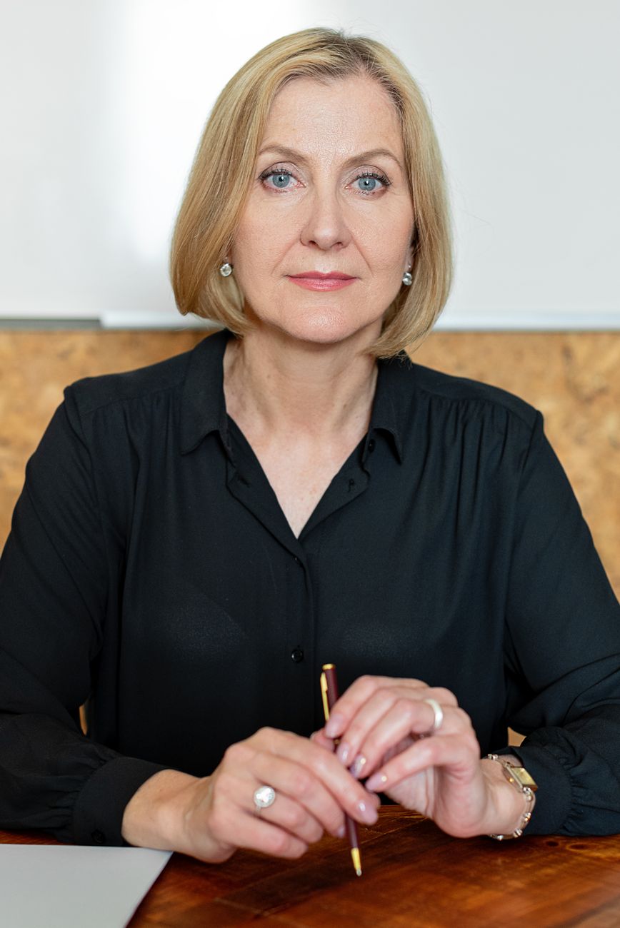 Sarah Lynch